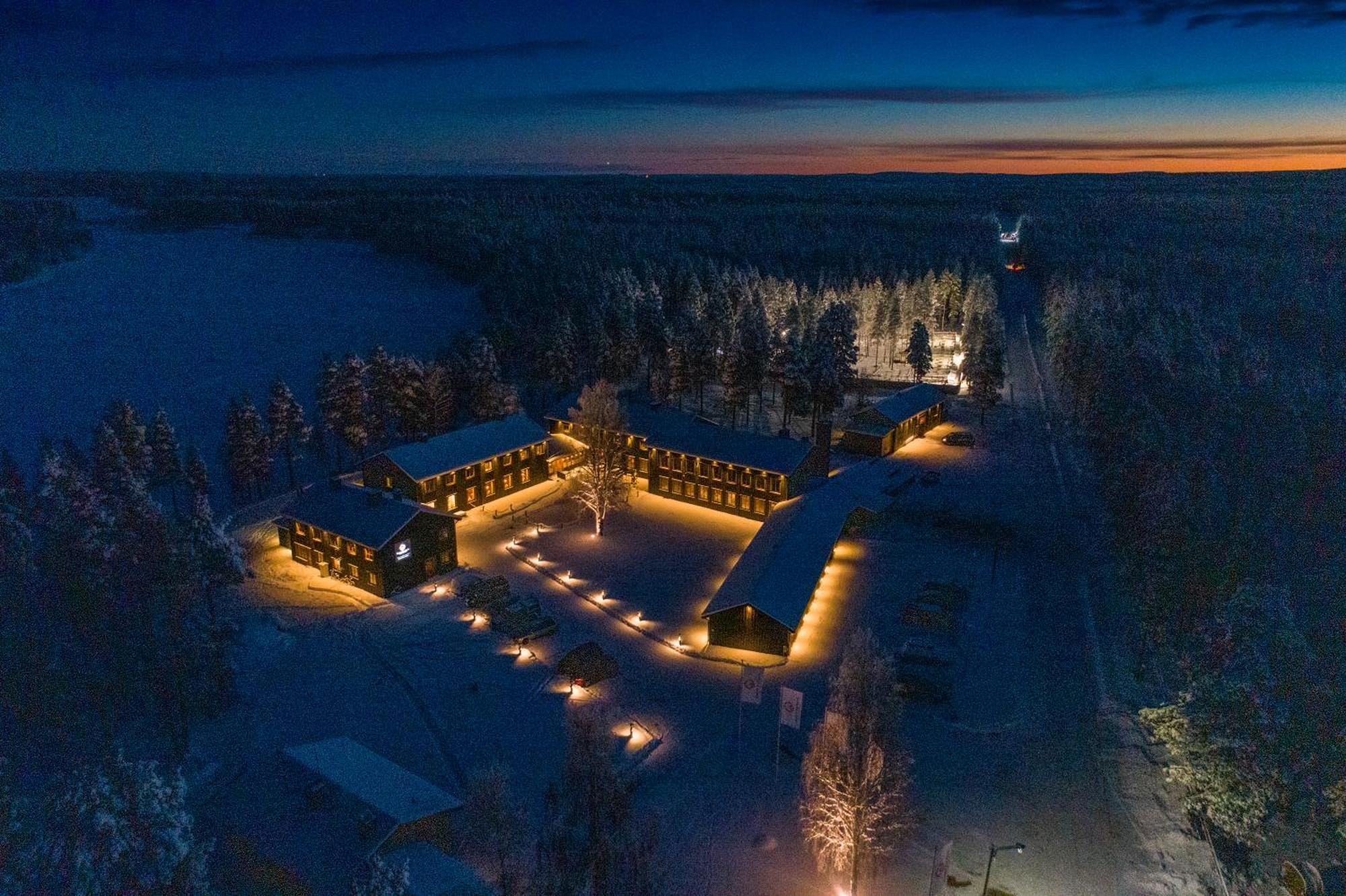 Arctic River Lodge Tarendo Екстериор снимка